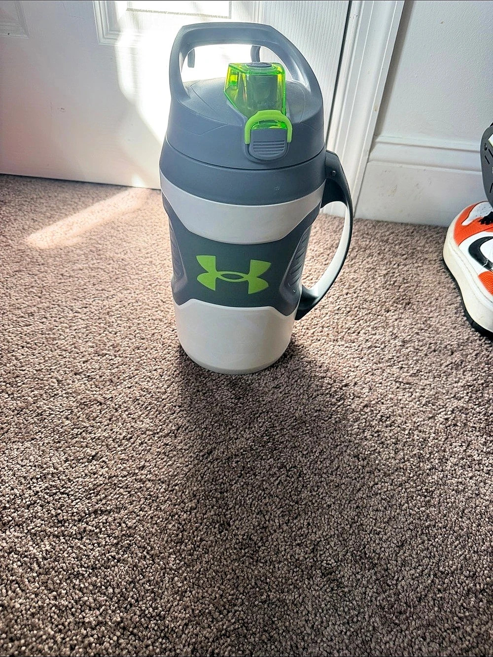 Under Armour Insulated-Style Athletic Water Bottle in Gray & White